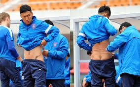 解析“麻将残局”：最后十张牌的生死博弈与弃胡保平。（透视麻将收官：末十张的胜负抉择与弃胡守平之道）